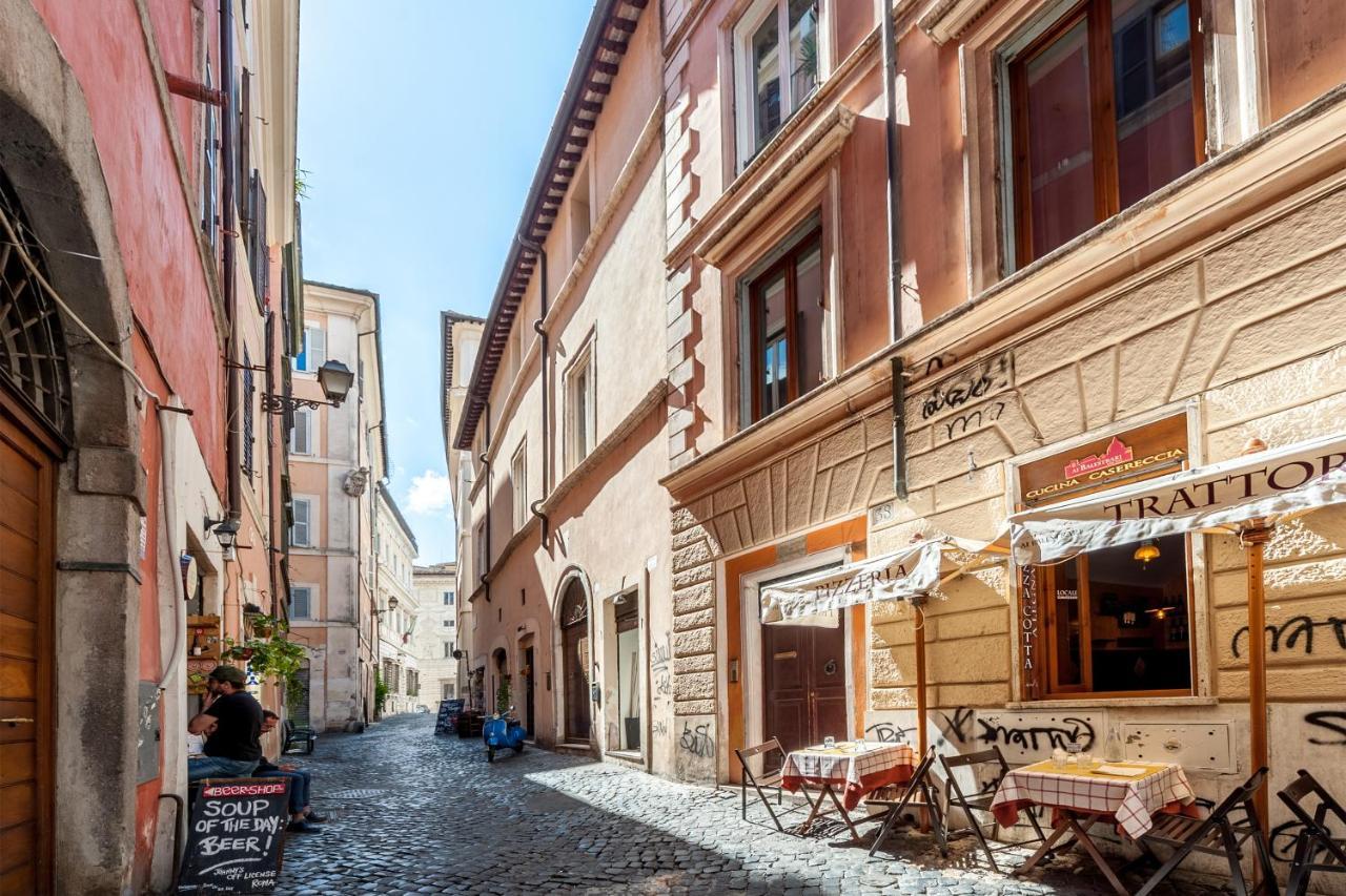 2 Bdr Balestrari Palace Close To Campo Dei Fiori Piazza Navona Piazza Venezia — Photos 1